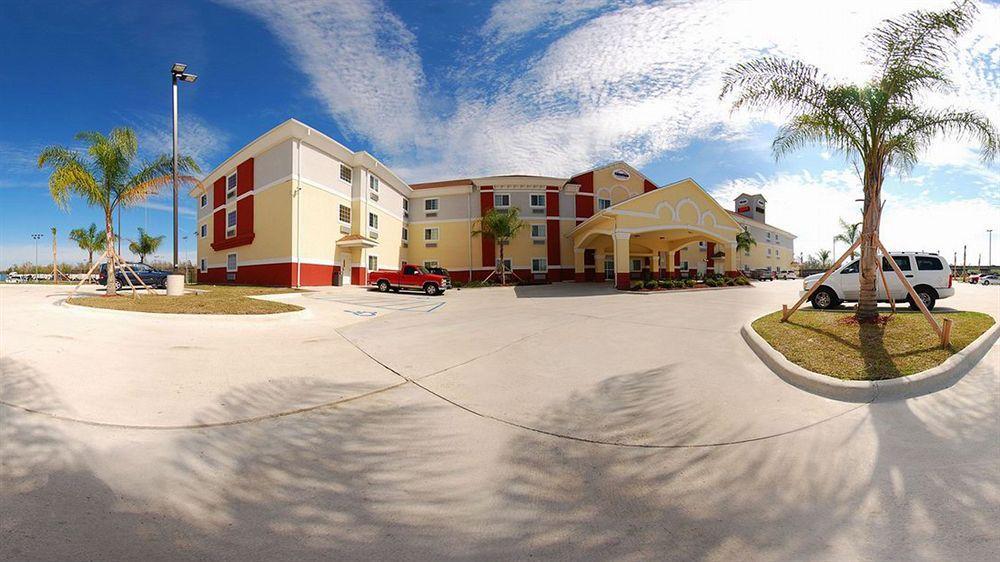 Suburban Extended Stay La Place Екстер'єр фото